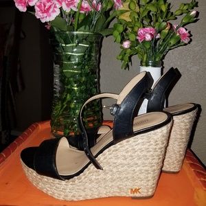 MICHAEL KORS WEDGE HEELS